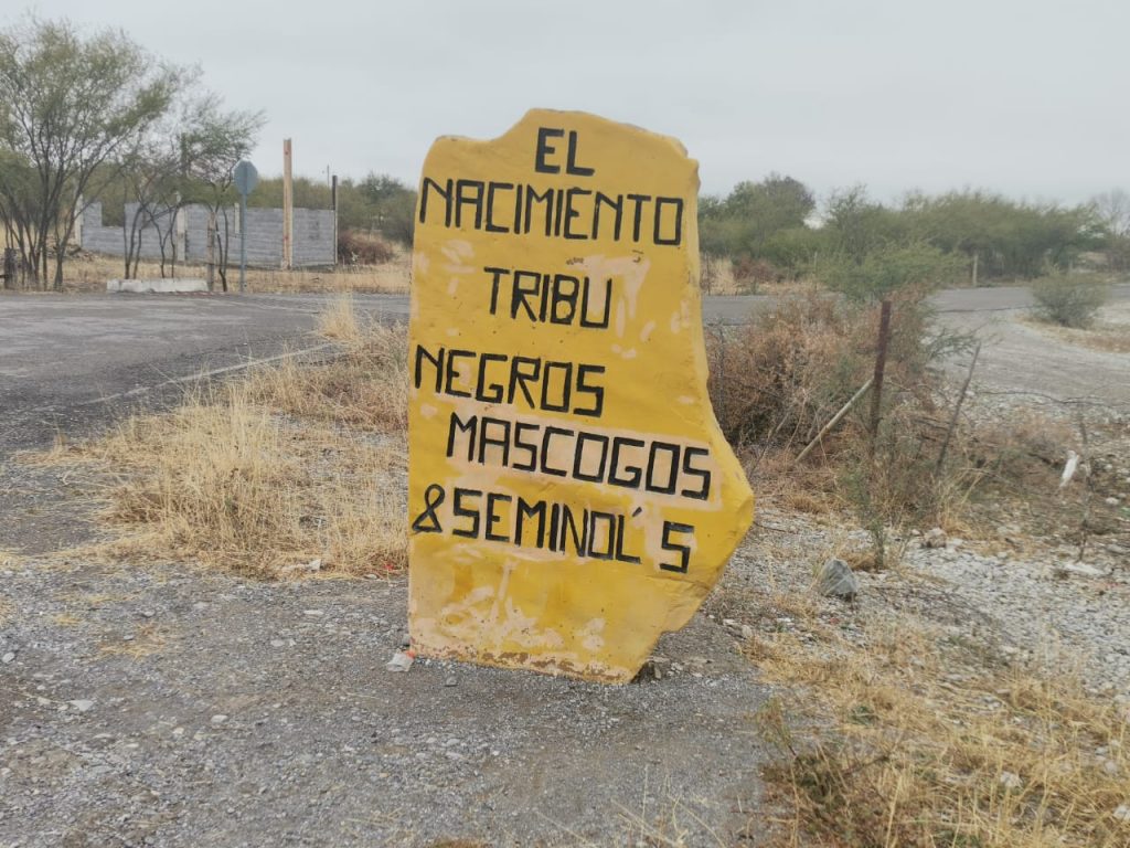 sign for El Nacimiento